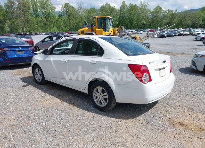 Photo 3 of 2012 Chevrolet Sonic 2LS (VIN 1G1JA5SHXC4108407)