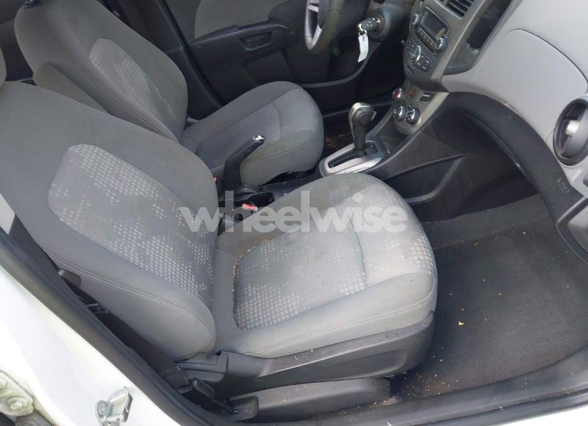 Photo 5 of 2012 Chevrolet Sonic 2LS (VIN 1G1JA5SHXC4108407)