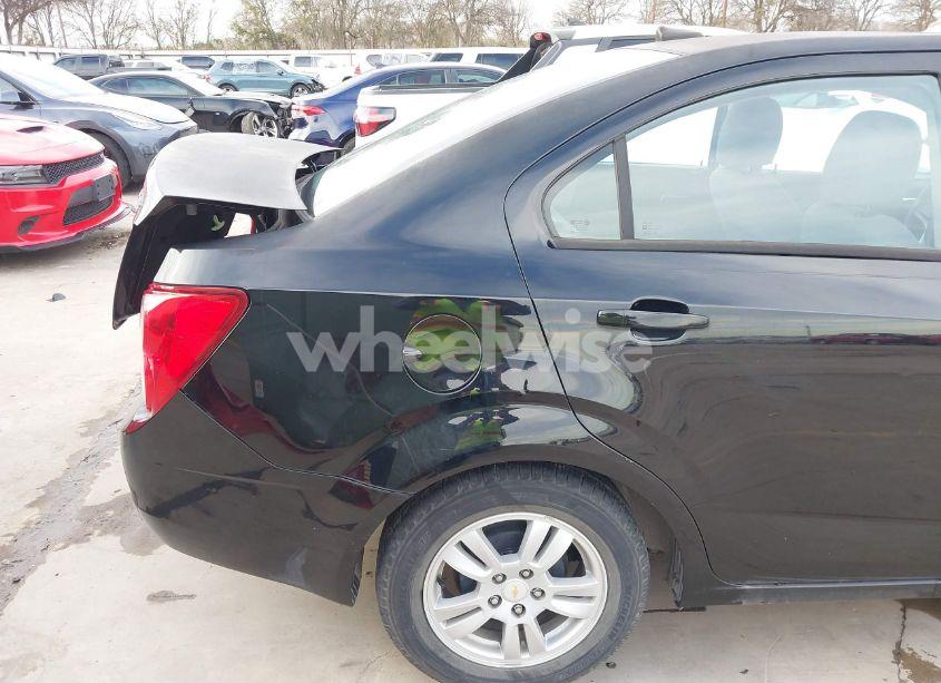 Photo 13 of 2012 Chevrolet Sonic 2LS (VIN 1G1JA5SHXC4115275)