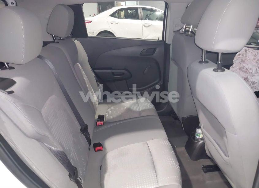 Photo 8 of 2015 Chevrolet Sonic LS AUTO (VIN 1G1JA6SG4F4185789)