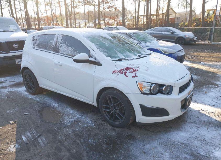 2016 Chevrolet Sonic LS AUTO (VIN 1G1JA6SG5G4170624) main photo