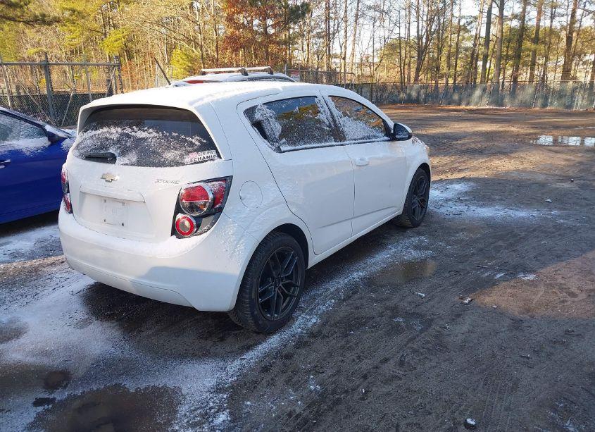 Photo 4 of 2016 Chevrolet Sonic LS AUTO (VIN 1G1JA6SG5G4170624)