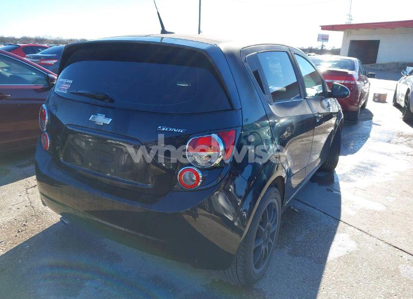 Photo 4 of 2013 Chevrolet Sonic LS AUTO (VIN 1G1JA6SG6D4219986)