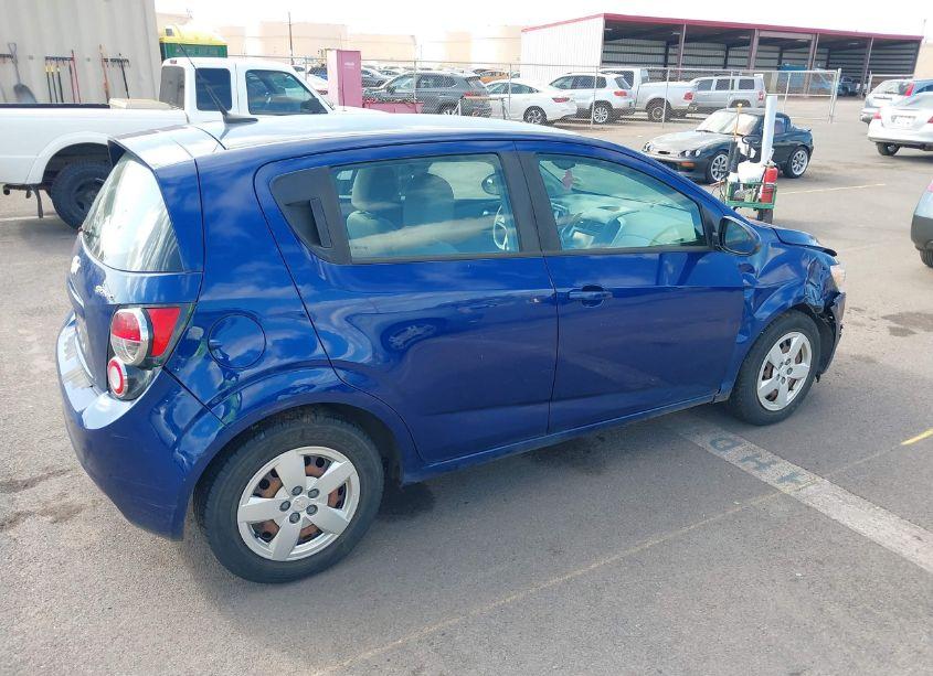 Photo 4 of 2014 Chevrolet Sonic LS AUTO (VIN 1G1JA6SG9E4216825)