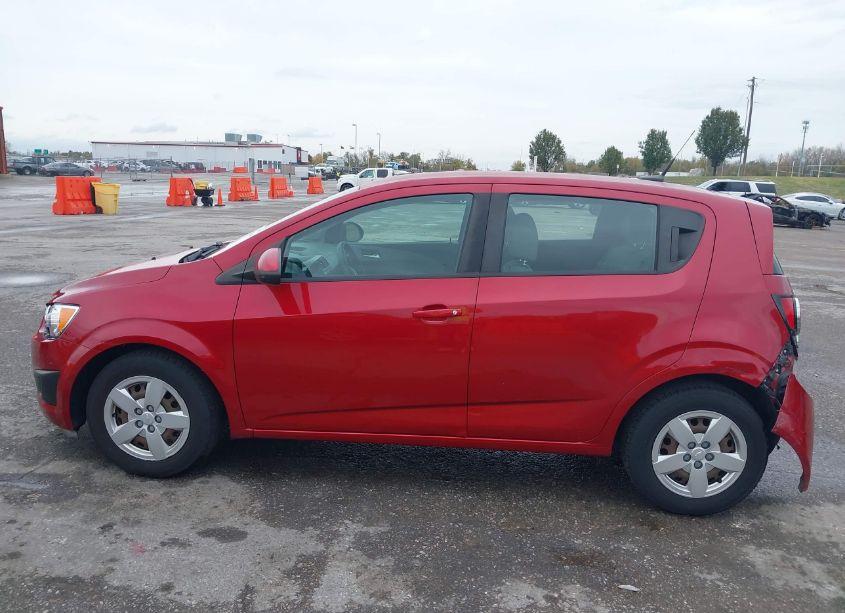 Photo 14 of 2013 Chevrolet Sonic LS AUTO (VIN 1G1JA6SH0D4136479)