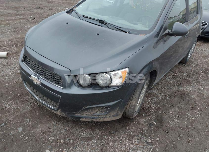 Photo 2 of 2013 Chevrolet Sonic LS AUTO (VIN 1G1JA6SH0D4171460)