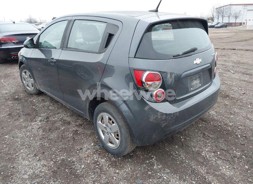 Photo 3 of 2013 Chevrolet Sonic LS AUTO (VIN 1G1JA6SH0D4171460)