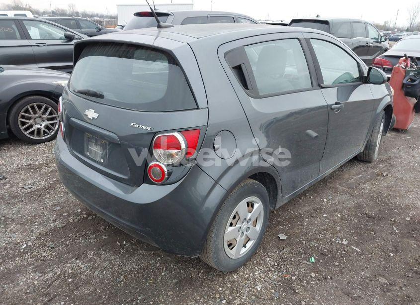Photo 4 of 2013 Chevrolet Sonic LS AUTO (VIN 1G1JA6SH0D4171460)
