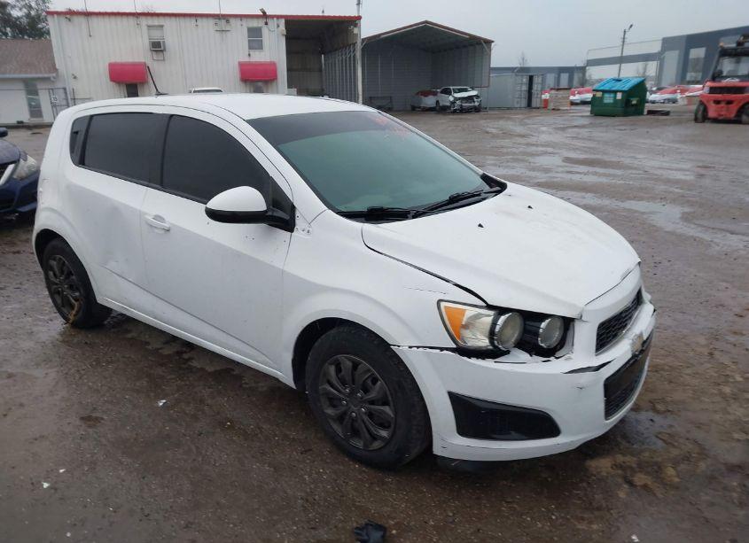 2014 Chevrolet Sonic LS AUTO (VIN 1G1JA6SH0E4100325) main photo