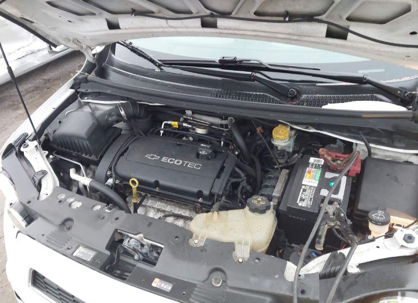 Photo 10 of 2014 Chevrolet Sonic LS AUTO (VIN 1G1JA6SH0E4100325)