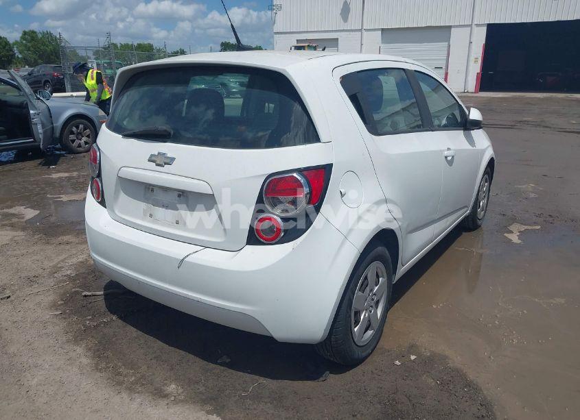 Photo 4 of 2013 Chevrolet Sonic LS AUTO (VIN 1G1JA6SH1D4163884)