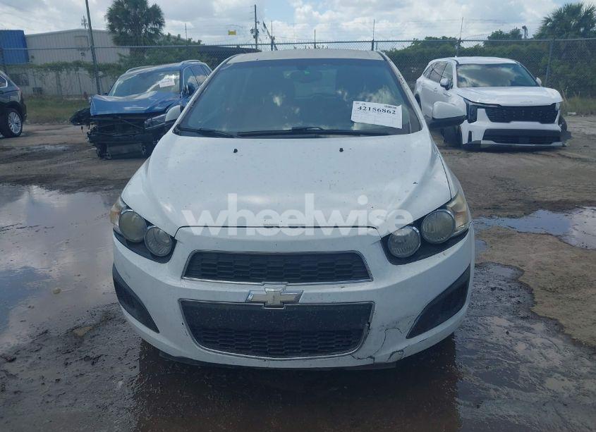 Photo 6 of 2013 Chevrolet Sonic LS AUTO (VIN 1G1JA6SH1D4163884)