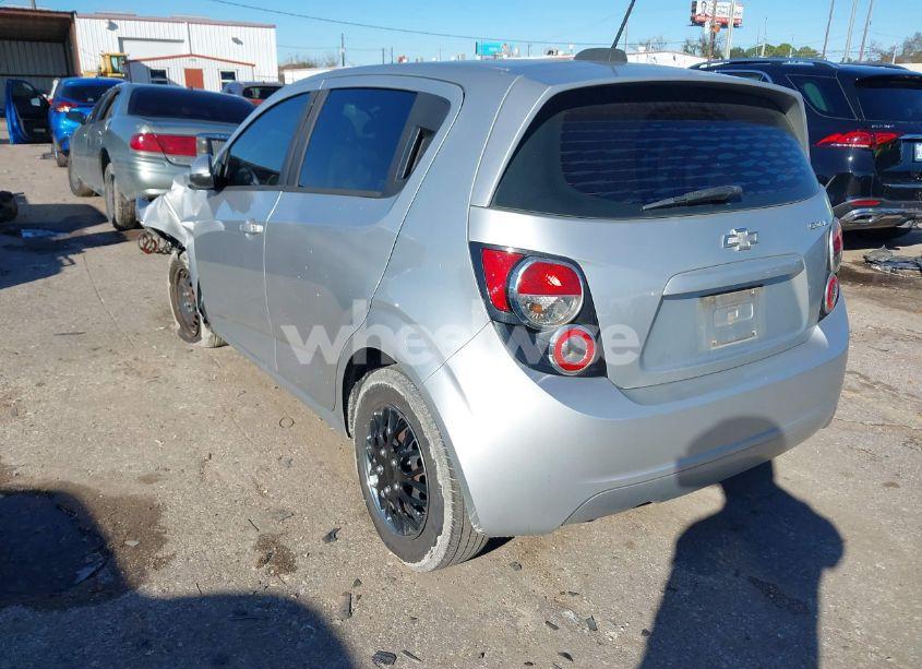 Photo 3 of 2015 Chevrolet Sonic LS AUTO (VIN 1G1JA6SH1F4156792)