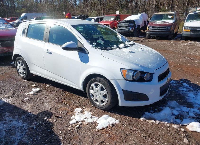 2015 Chevrolet Sonic LS AUTO (VIN 1G1JA6SH1F4188254) main photo