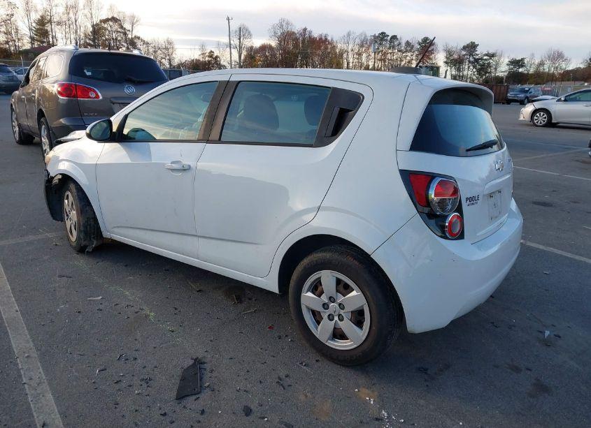 Photo 3 of 2016 Chevrolet Sonic LS AUTO (VIN 1G1JA6SH1G4151867)