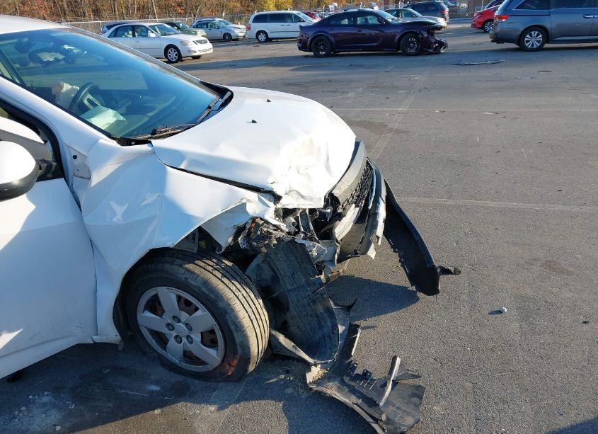 Photo 6 of 2016 Chevrolet Sonic LS AUTO (VIN 1G1JA6SH1G4151867)