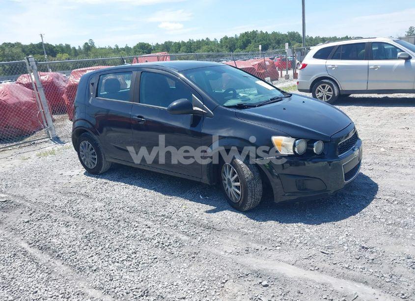 2013 Chevrolet Sonic LS AUTO (VIN 1G1JA6SH2D4109297) main photo