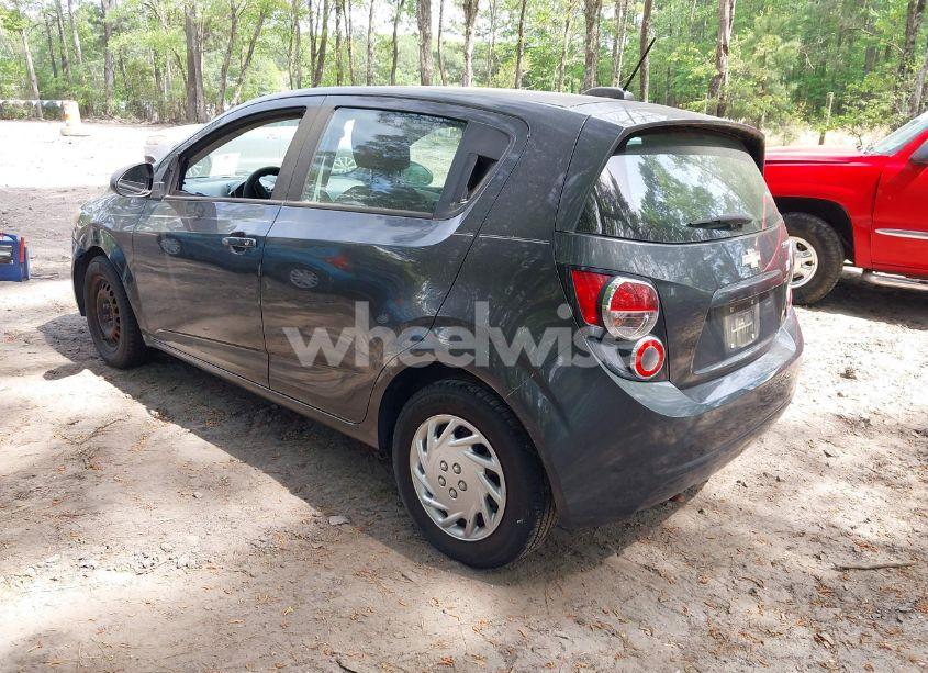 Photo 3 of 2016 Chevrolet Sonic LS AUTO (VIN 1G1JA6SH2G4167608)