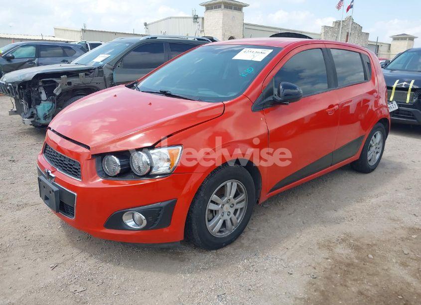 Photo 2 of 2012 Chevrolet Sonic 2LS (VIN 1G1JA6SH3C4116855)