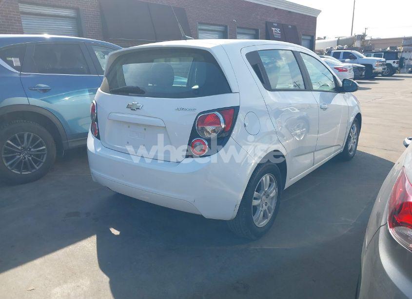 Photo 3 of 2012 Chevrolet Sonic 2LS (VIN 1G1JA6SH3C4140072)