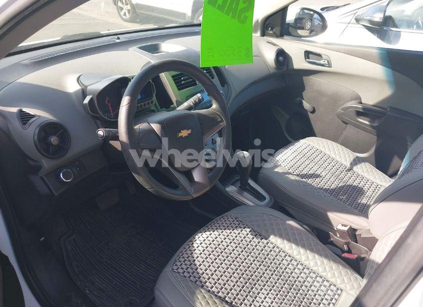 Photo 5 of 2012 Chevrolet Sonic 2LS (VIN 1G1JA6SH3C4140072)