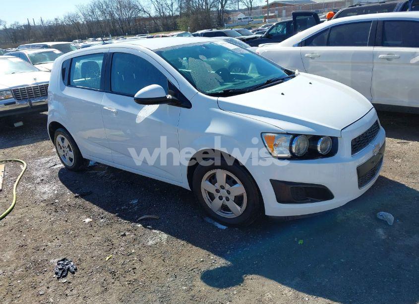 2015 Chevrolet Sonic LS AUTO (VIN 1G1JA6SH3F4188434) main photo