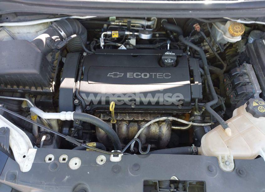 Photo 10 of 2015 Chevrolet Sonic LS AUTO (VIN 1G1JA6SH3F4188434)