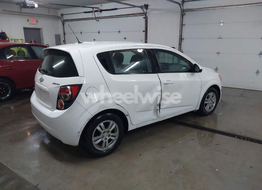 Photo 4 of 2012 Chevrolet Sonic 2LS (VIN 1G1JA6SH5C4129459)