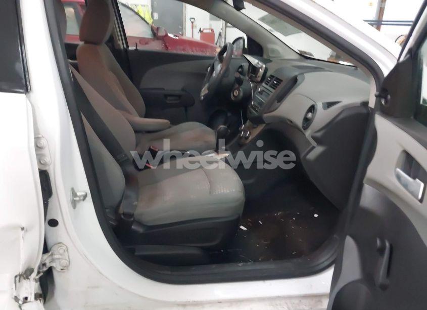 Photo 5 of 2012 Chevrolet Sonic 2LS (VIN 1G1JA6SH5C4129459)