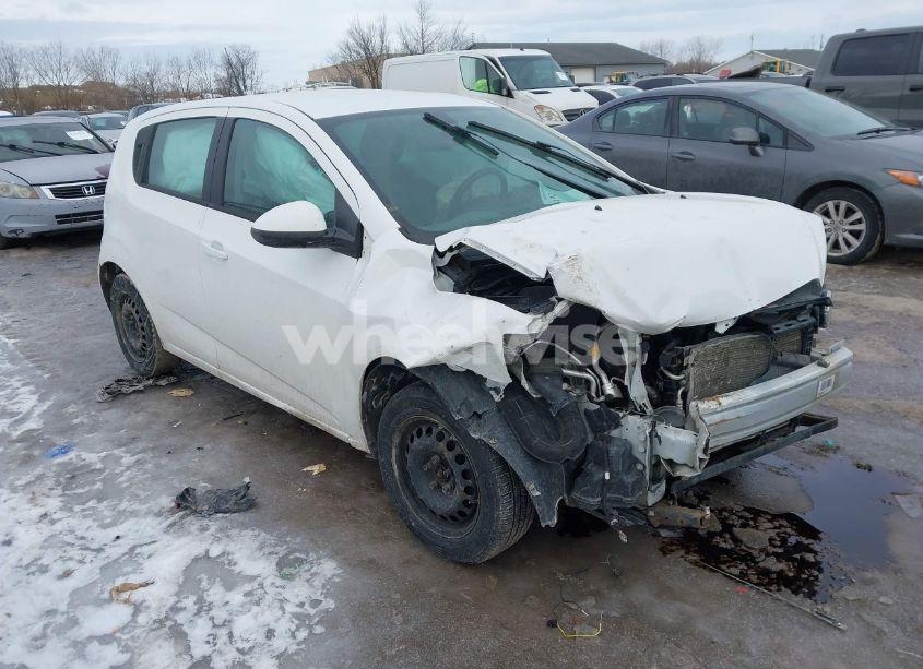 2014 Chevrolet Sonic LS AUTO (VIN 1G1JA6SH5E4211095) main photo