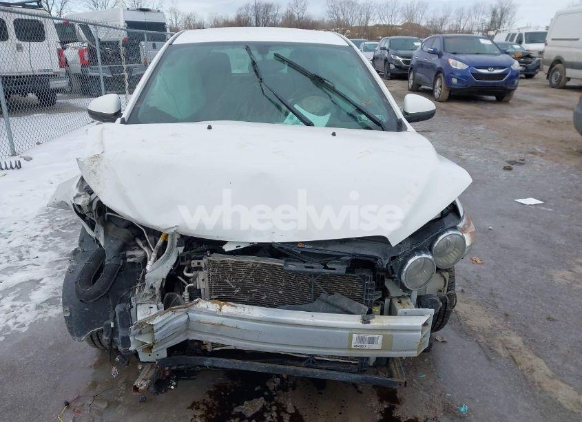 Photo 12 of 2014 Chevrolet Sonic LS AUTO (VIN 1G1JA6SH5E4211095)