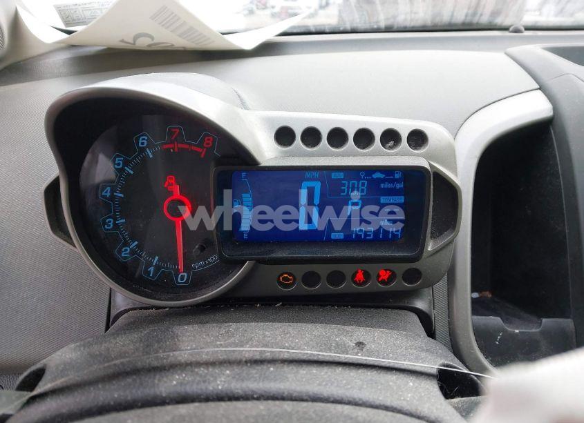 Photo 15 of 2014 Chevrolet Sonic LS AUTO (VIN 1G1JA6SH5E4211095)