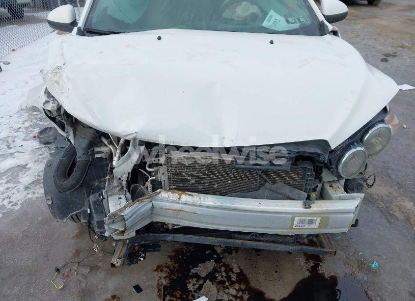 Photo 6 of 2014 Chevrolet Sonic LS AUTO (VIN 1G1JA6SH5E4211095)