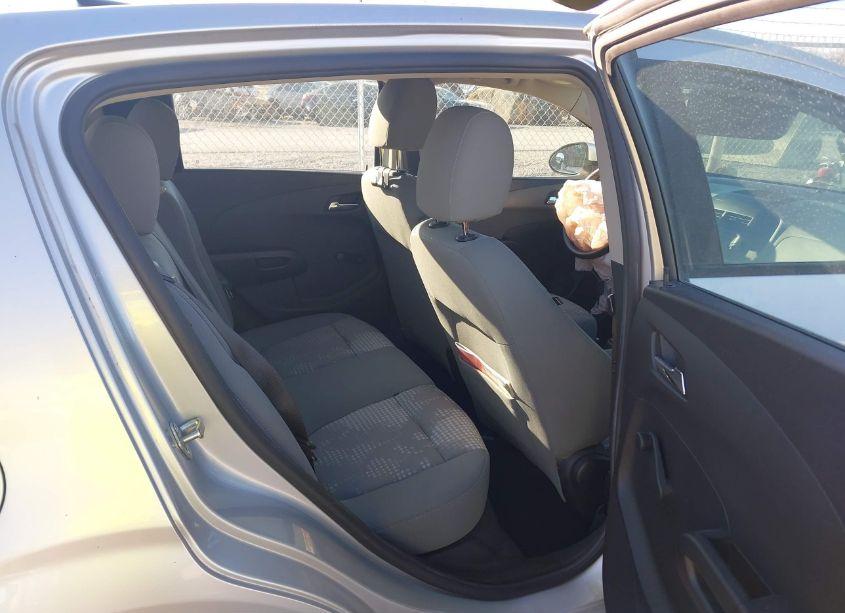 Photo 8 of 2014 Chevrolet Sonic LS AUTO (VIN 1G1JA6SH5E4242315)