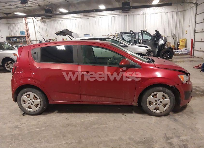 Photo 14 of 2013 Chevrolet Sonic LS AUTO (VIN 1G1JA6SH6D4132923)