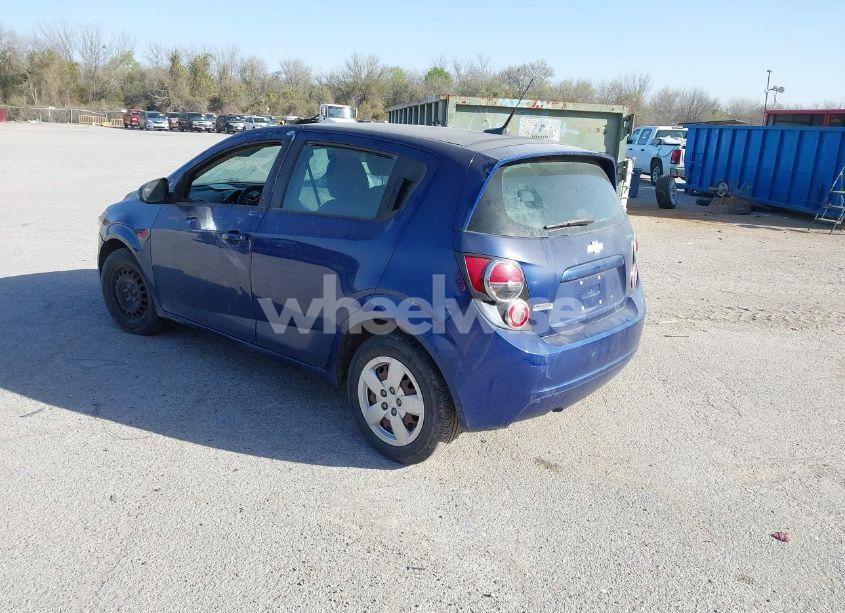 Photo 3 of 2014 Chevrolet Sonic LS AUTO (VIN 1G1JA6SH6E4222798)