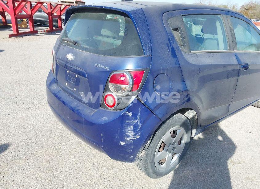 Photo 6 of 2014 Chevrolet Sonic LS AUTO (VIN 1G1JA6SH6E4222798)
