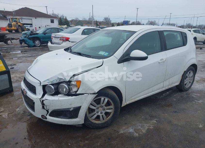 Photo 2 of 2012 Chevrolet Sonic 2LS (VIN 1G1JA6SH7C4142262)