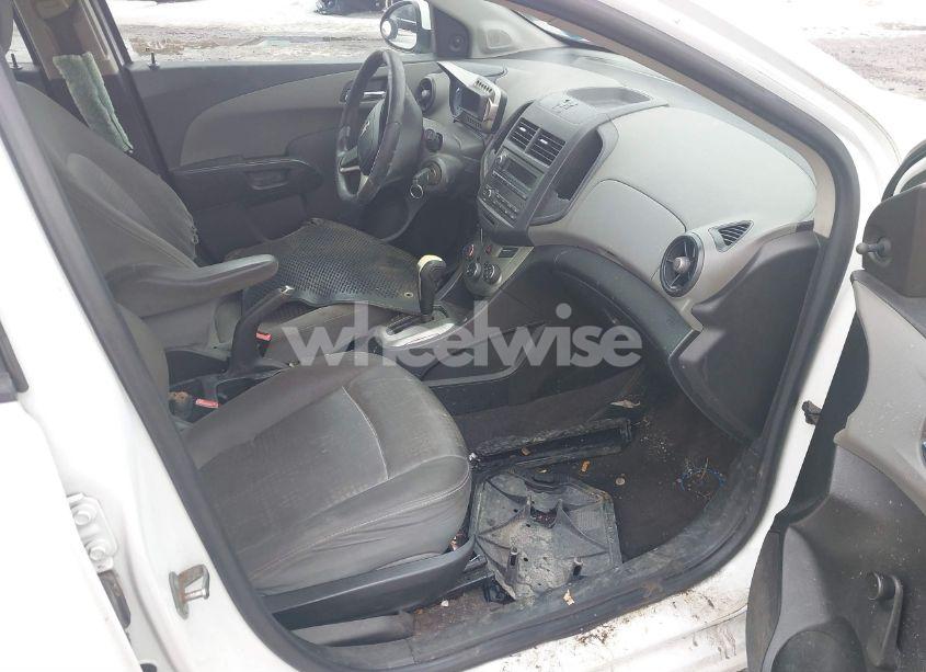 Photo 5 of 2012 Chevrolet Sonic 2LS (VIN 1G1JA6SH7C4142262)