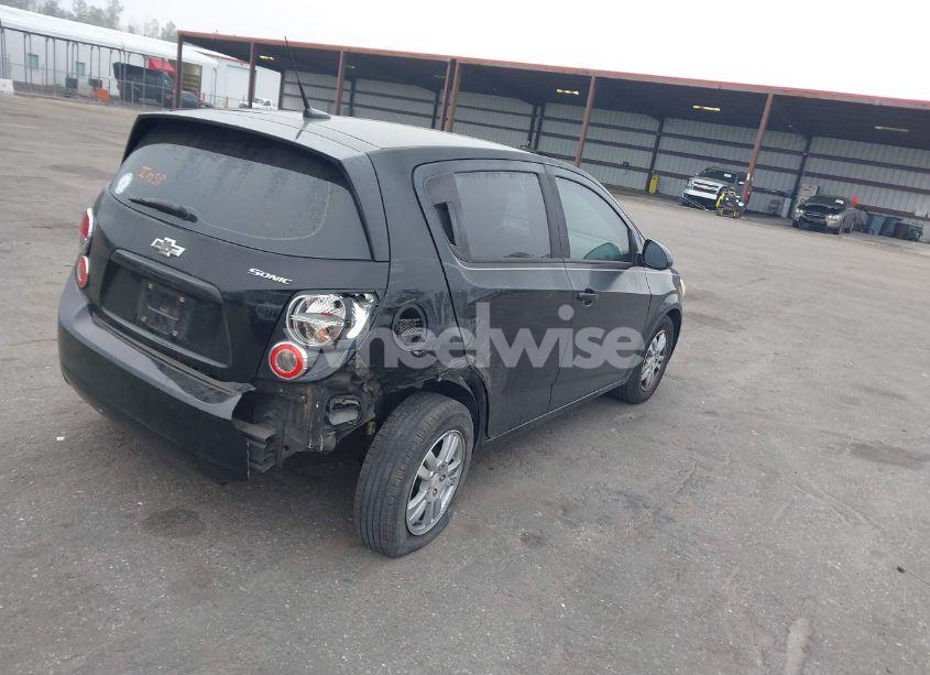 Photo 4 of 2012 Chevrolet Sonic 2LS (VIN 1G1JA6SH7C4174077)