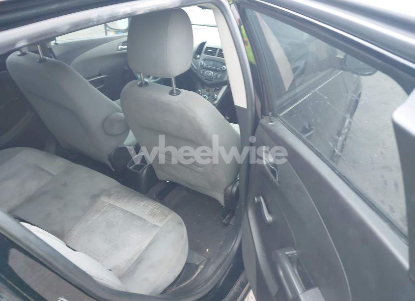 Photo 8 of 2012 Chevrolet Sonic 2LS (VIN 1G1JA6SH7C4174077)