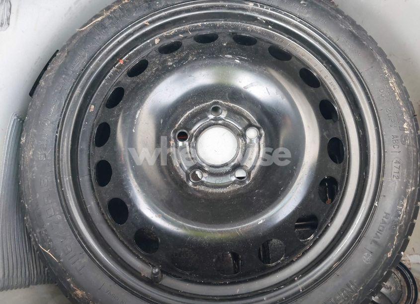 Photo 12 of 2013 Chevrolet Sonic LS AUTO (VIN 1G1JA6SH7D4188966)