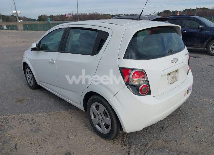 Photo 3 of 2013 Chevrolet Sonic LS AUTO (VIN 1G1JA6SH7D4188966)