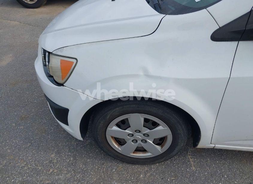 Photo 6 of 2013 Chevrolet Sonic LS AUTO (VIN 1G1JA6SH7D4188966)