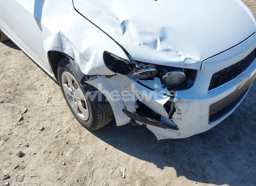 Photo 6 of 2015 Chevrolet Sonic LS AUTO (VIN 1G1JA6SH7F4189585)