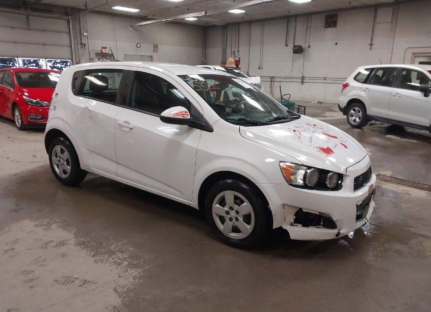 2015 Chevrolet Sonic LS AUTO (VIN 1G1JA6SH7F4193233) main photo