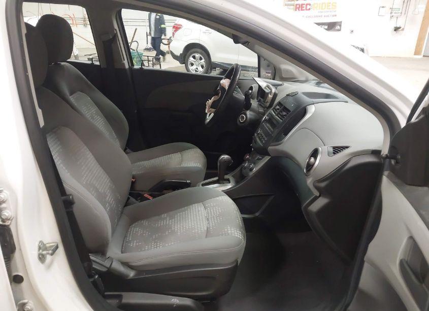 Photo 5 of 2015 Chevrolet Sonic LS AUTO (VIN 1G1JA6SH7F4193233)