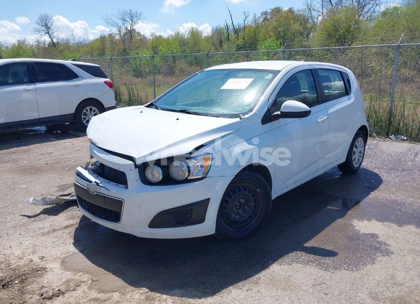 Photo 2 of 2016 Chevrolet Sonic LS AUTO (VIN 1G1JA6SH8G4109258)