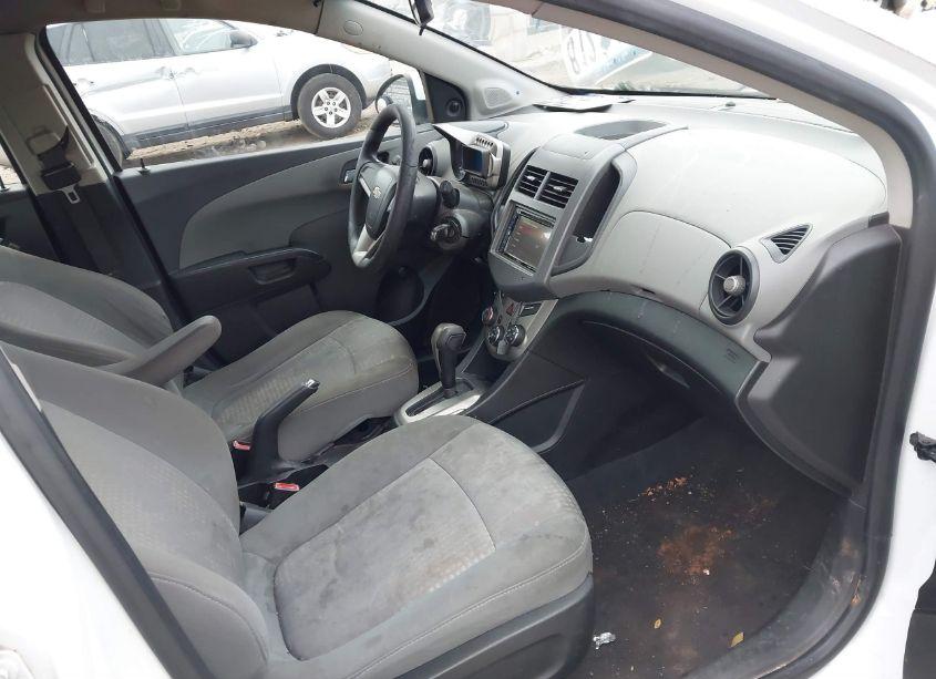 Photo 5 of 2012 Chevrolet Sonic 2LS (VIN 1G1JA6SH9C4140674)