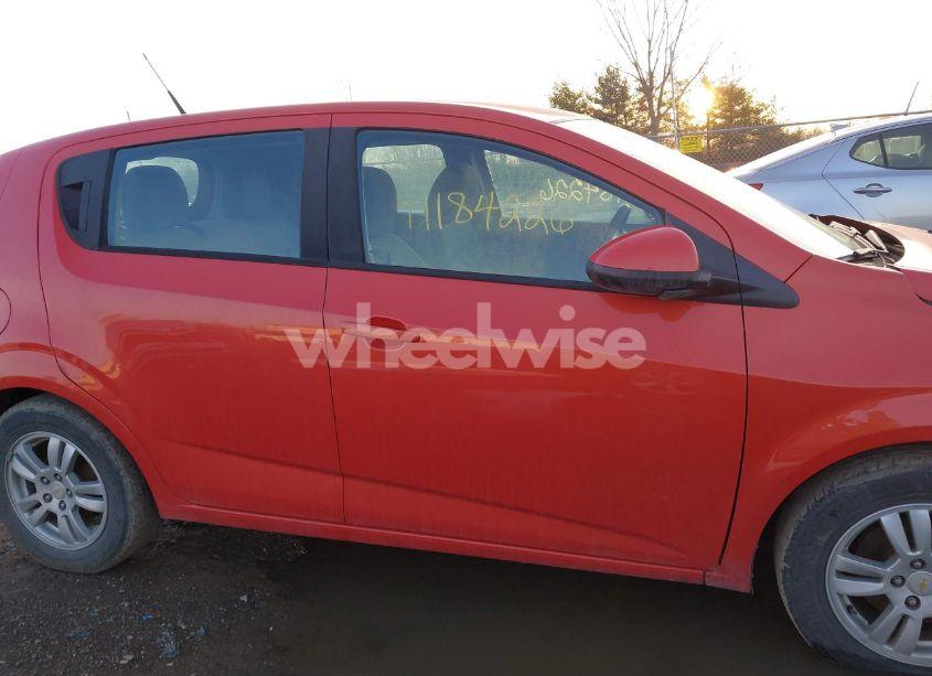 Photo 13 of 2012 Chevrolet Sonic 2LS (VIN 1G1JA6SH9C4179815)